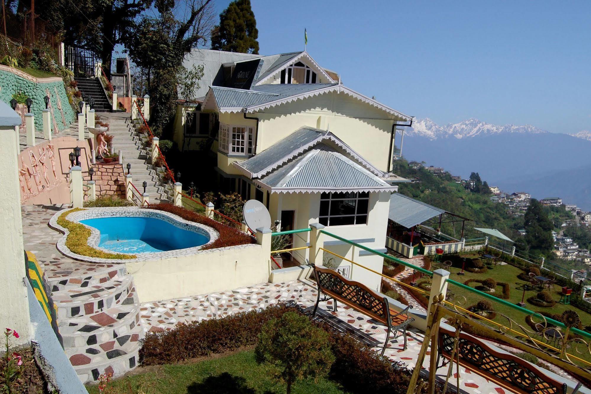 Central Nirvana Darjeeling  Exterior foto